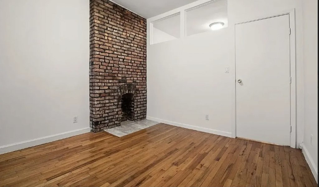 1640 York Avenue - Photo 1