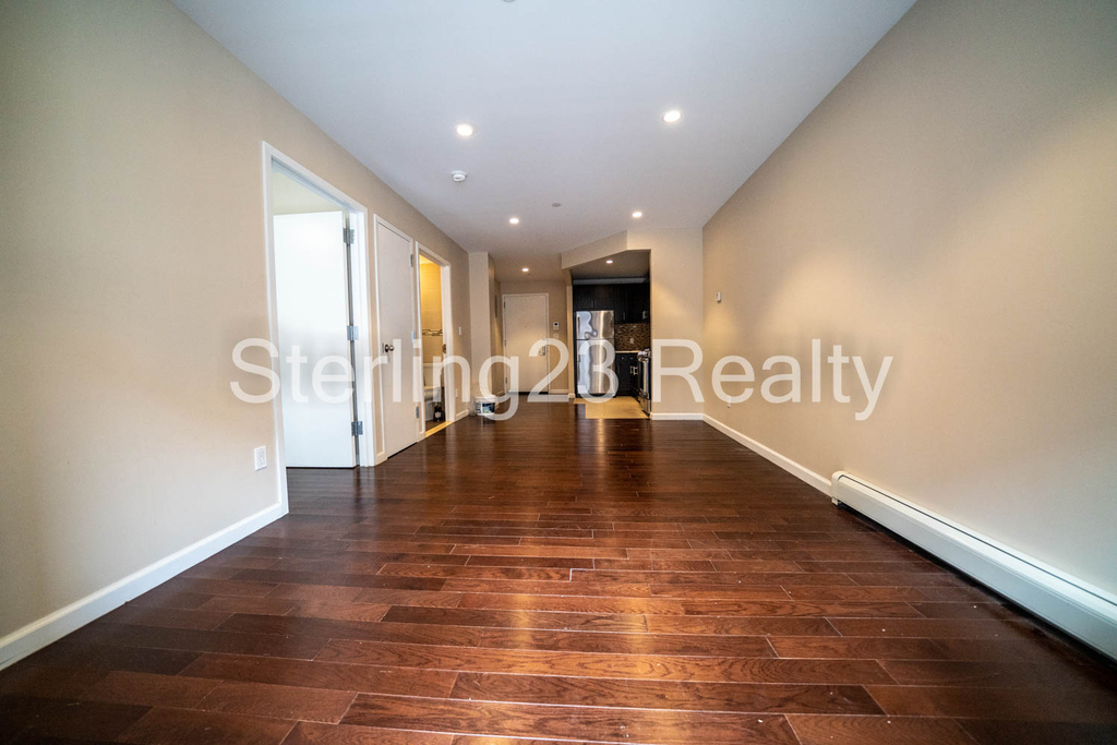 621 East 21st Street - Photo 10