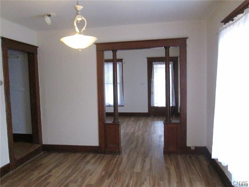 385 Pawling Street - Photo 6