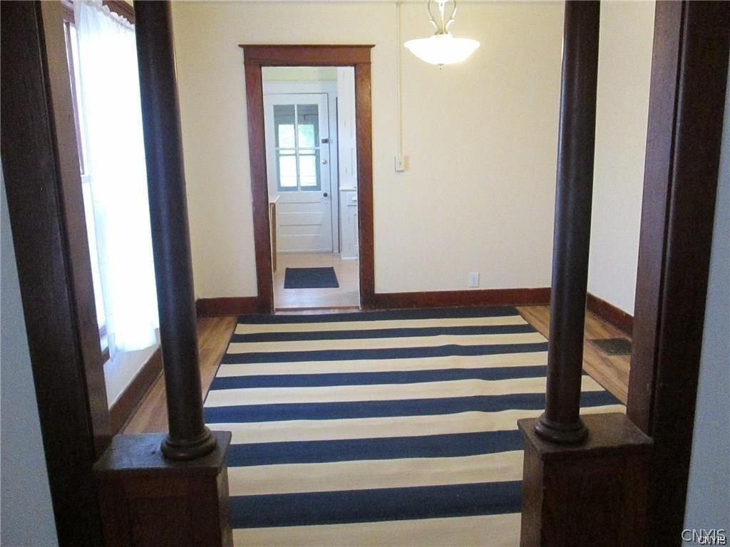 385 Pawling Street - Photo 4