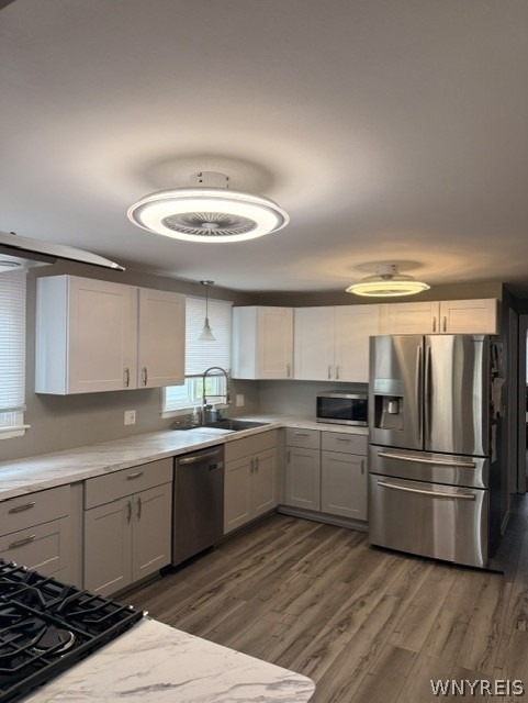 440 University Avenue [lower Unit] - Photo 9