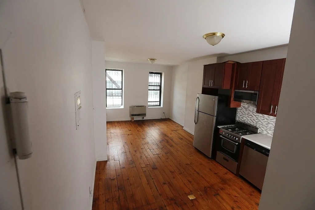 276 South 5th Street - Photo 0