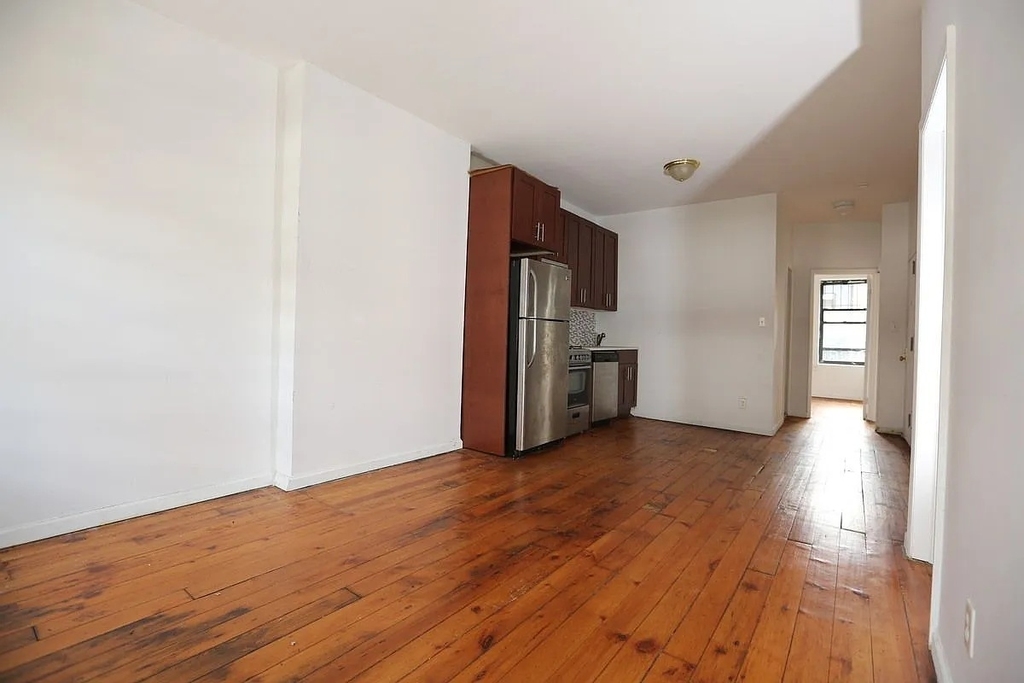 276 South 5th Street - Photo 1