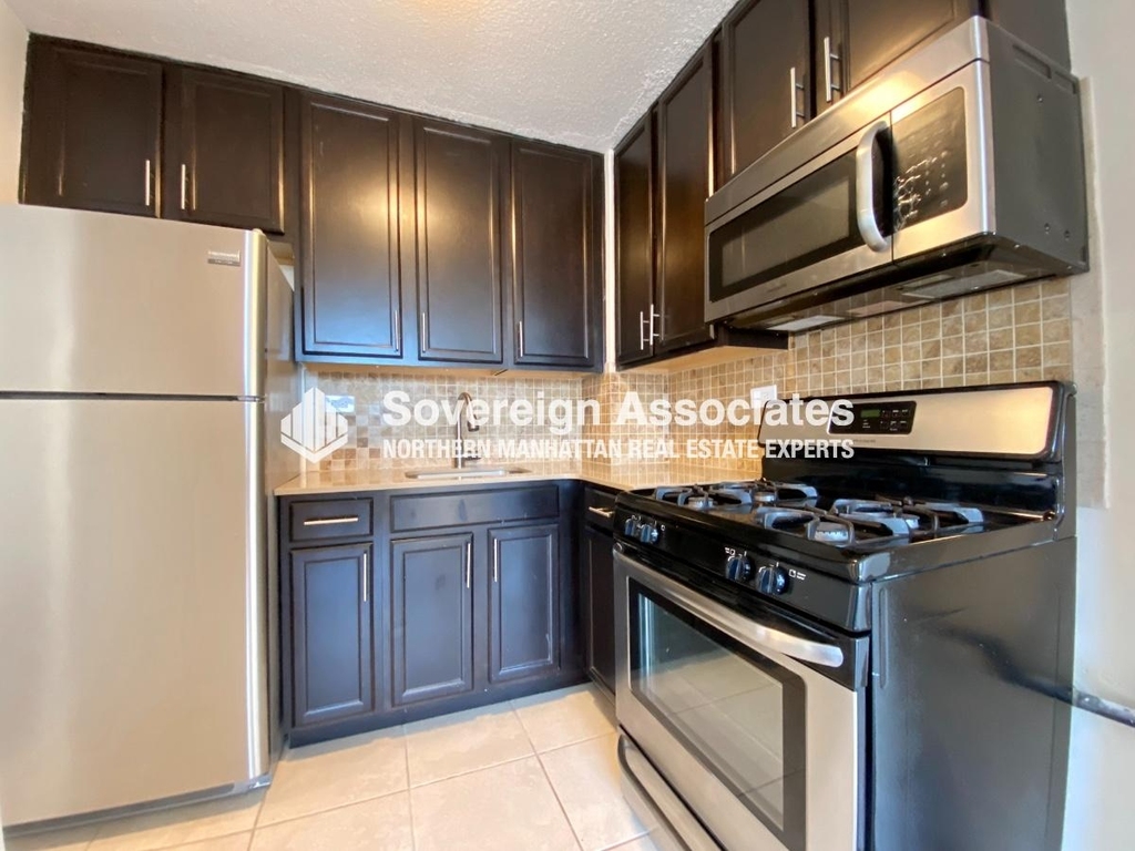 3333 Broadway - Photo 4