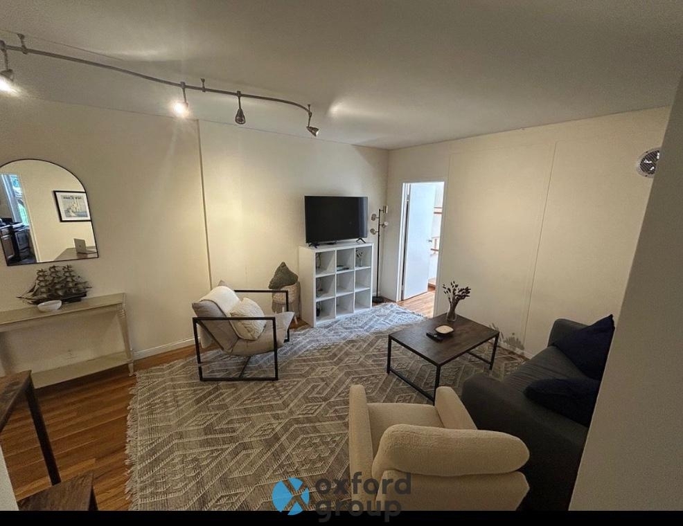 East 28th Street - Photo 1