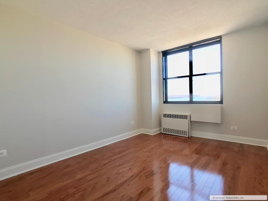 3333 Broadway - Photo 7