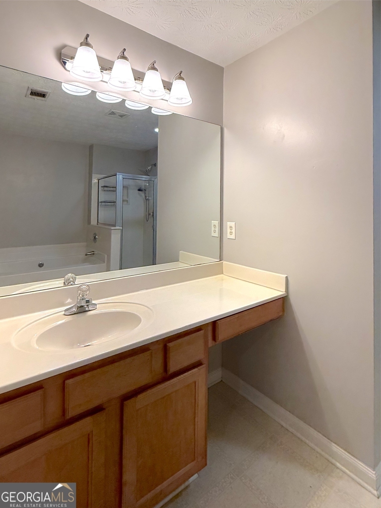 3845 Grovemont Place - Photo 14