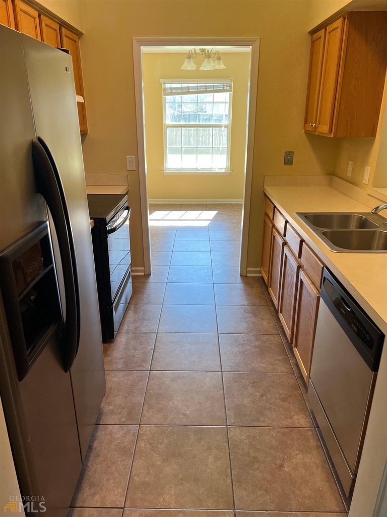 602 Wild Grape Drive - Photo 2