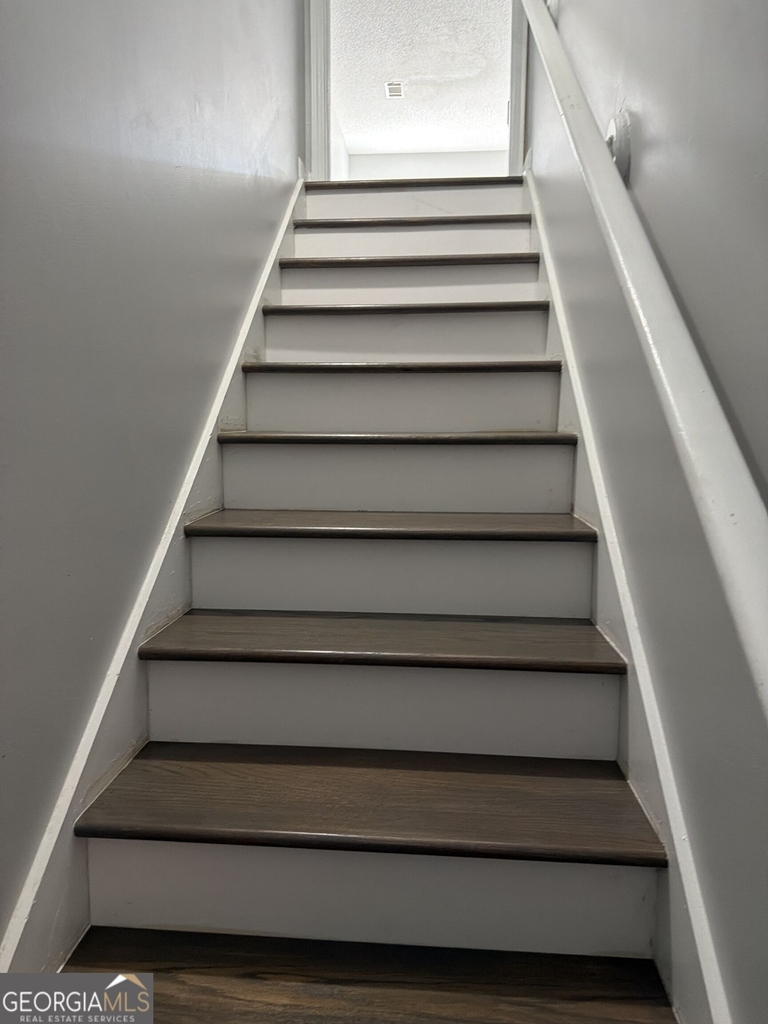 4792 Golod Way - Photo 4