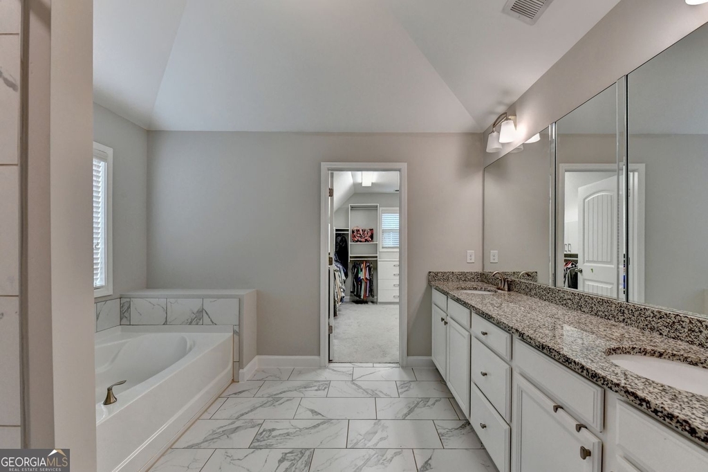 6035 Ashborough Park - Photo 45