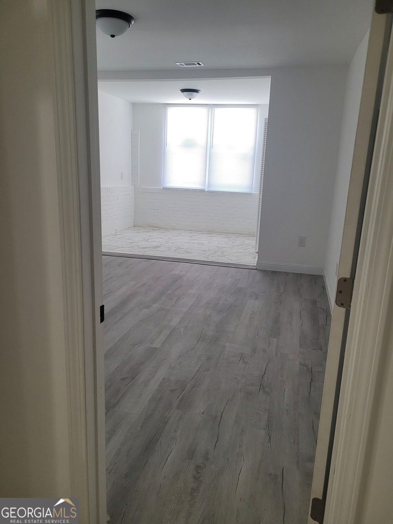 191 Forest Avenue - Photo 3
