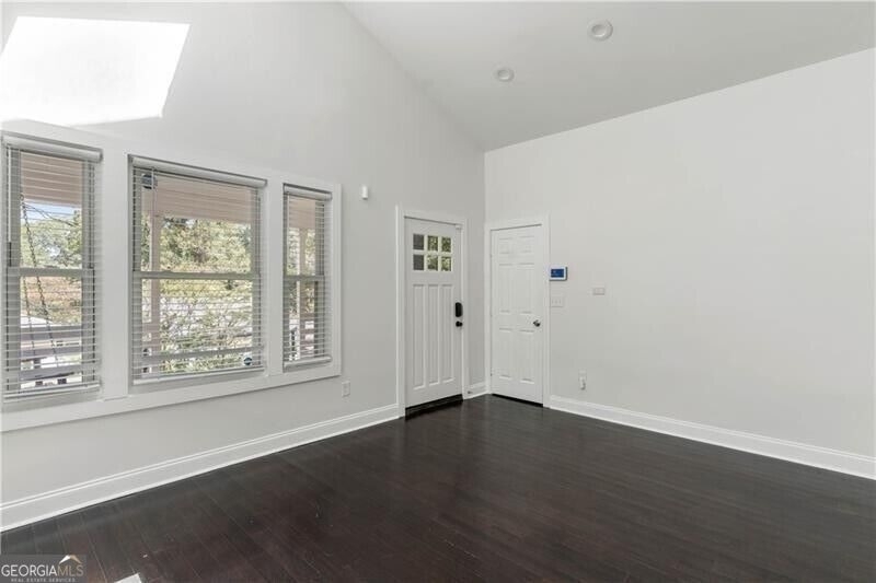 954 Byron Drive Sw - Photo 8