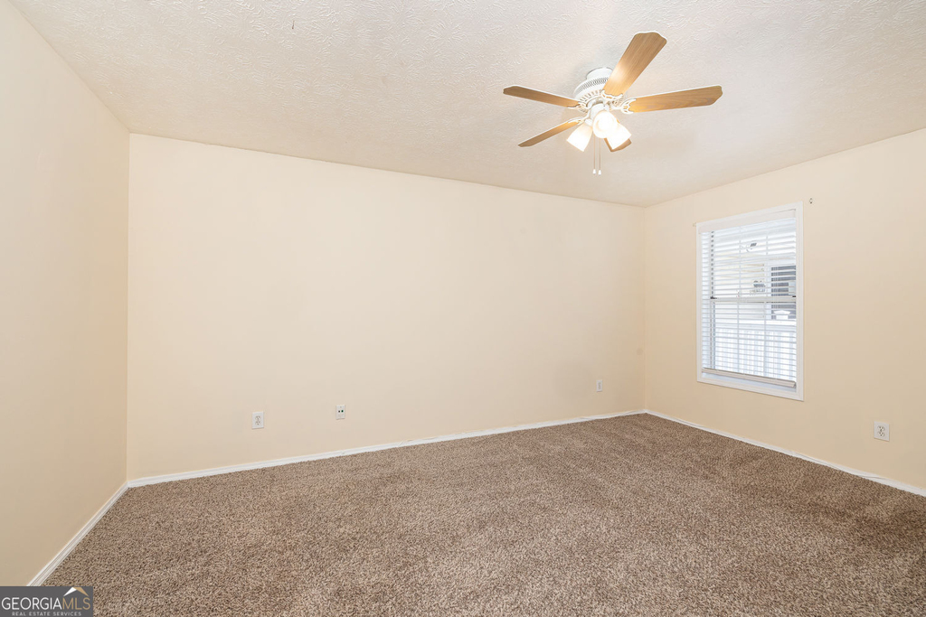 910 Augusta Drive Se - Photo 23