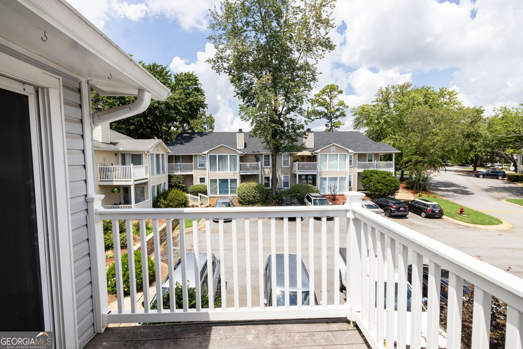 910 Augusta Drive Se - Photo 21