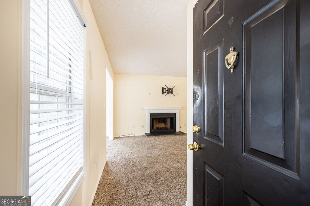 910 Augusta Drive Se - Photo 4