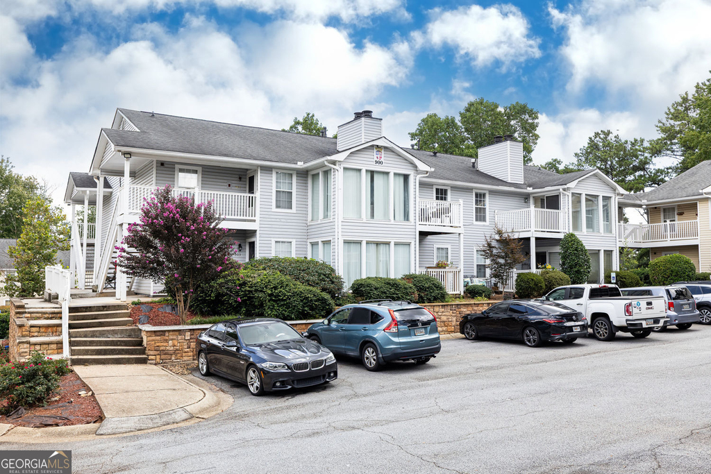 910 Augusta Drive Se - Photo 3