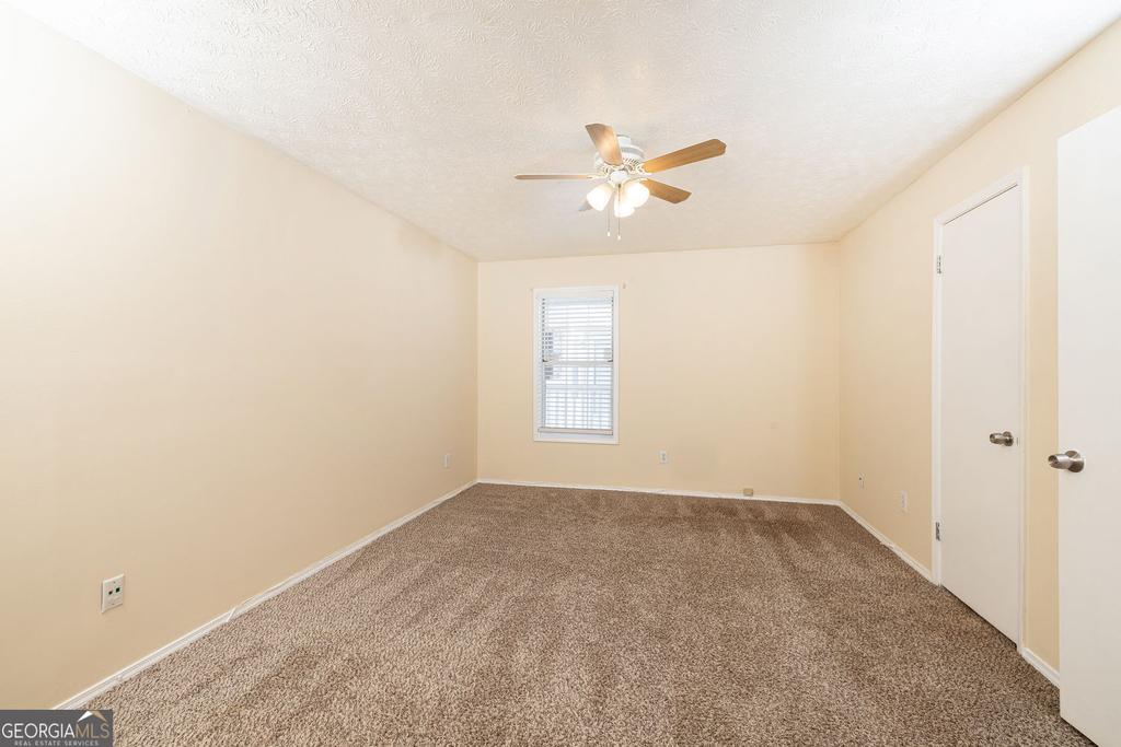 910 Augusta Drive Se - Photo 24