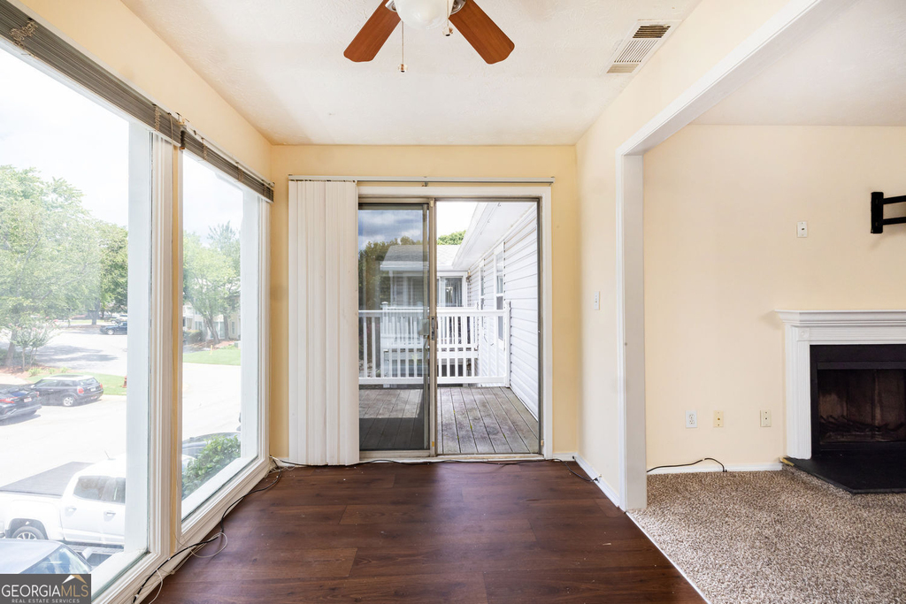 910 Augusta Drive Se - Photo 19