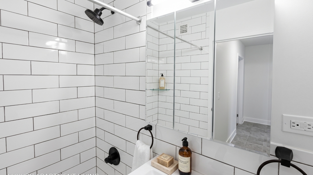 3333 Broadway - Photo 3