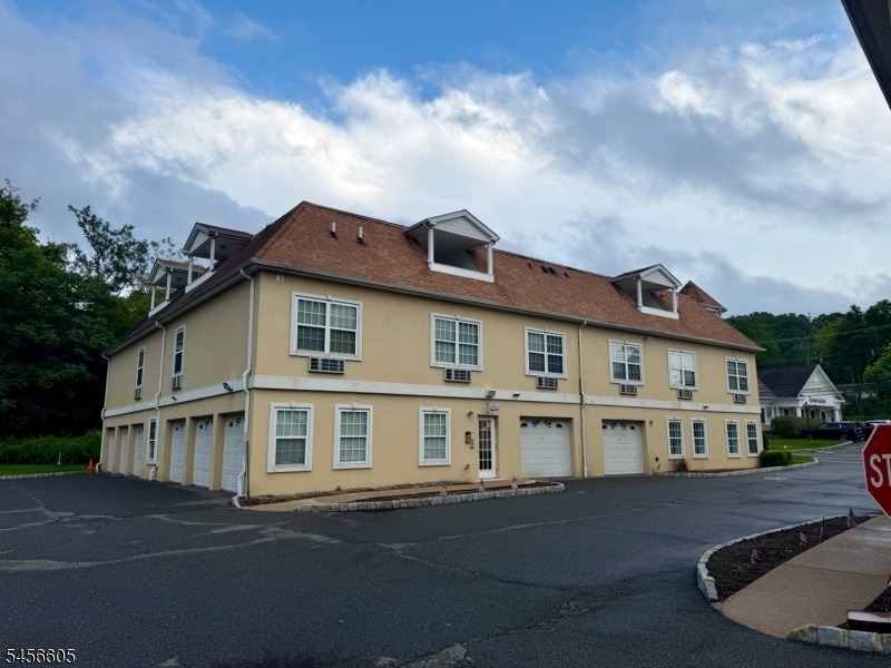 106 Main St - Photo 1