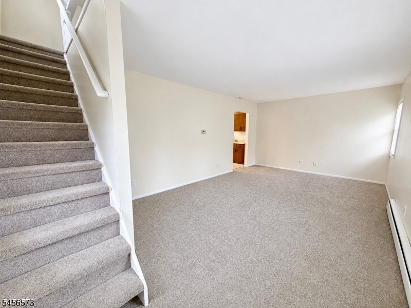 58 Nestor St - Photo 3