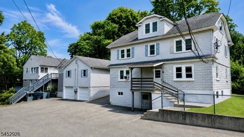 58 Nestor St - Photo 11
