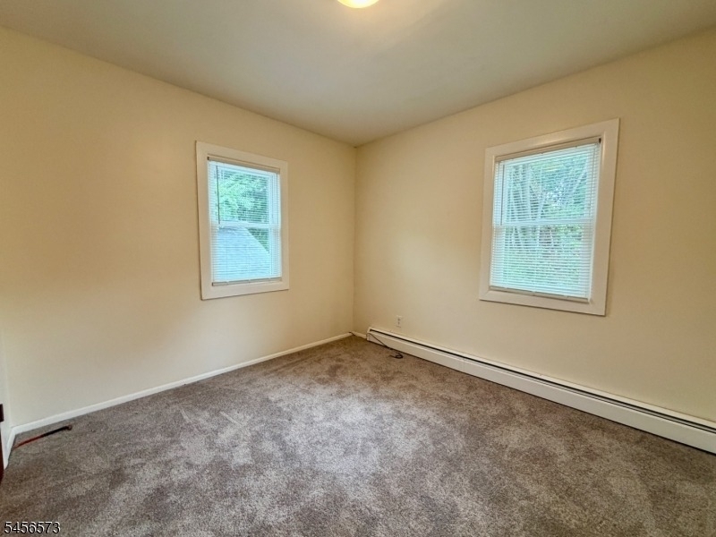 58 Nestor St - Photo 6