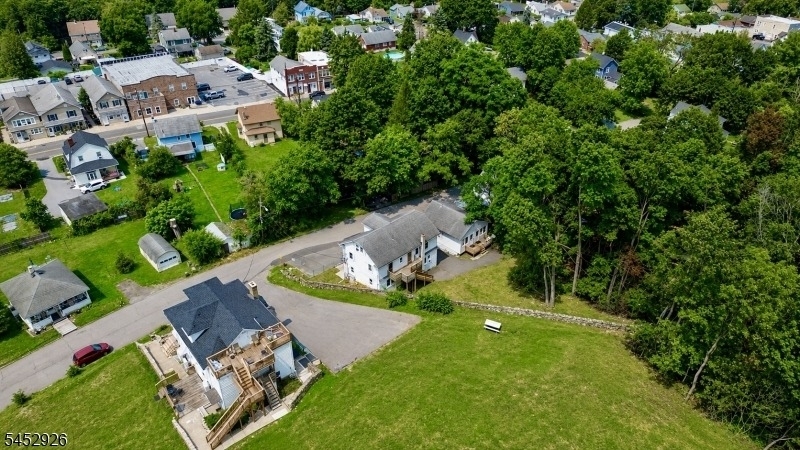 58 Nestor St - Photo 9