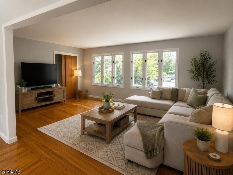 21 W Henry St - Photo 2