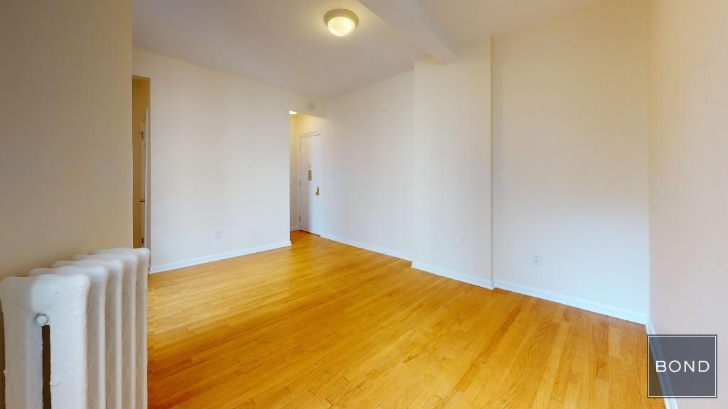 West 187th Street - Photo 2