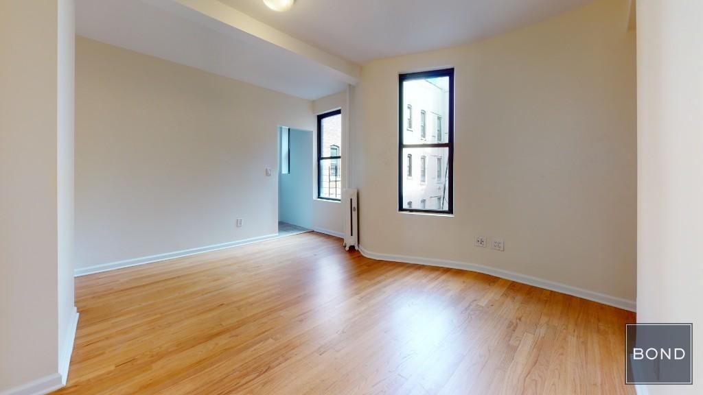 West 187th Street - Photo 0
