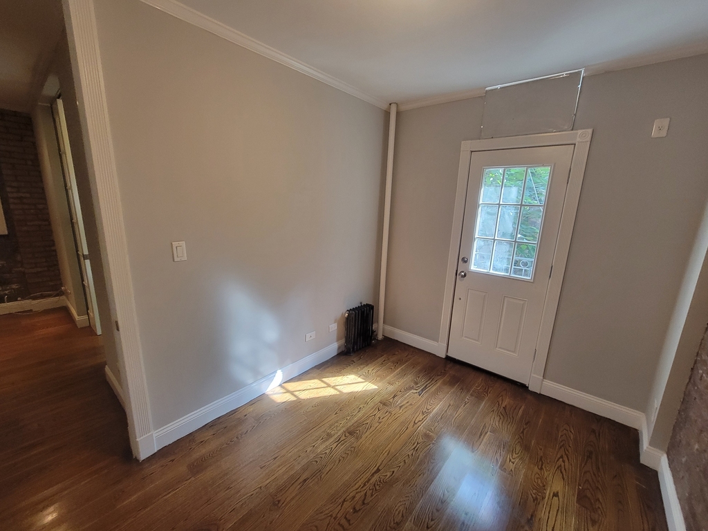 436 West 52nd Street - Photo 7