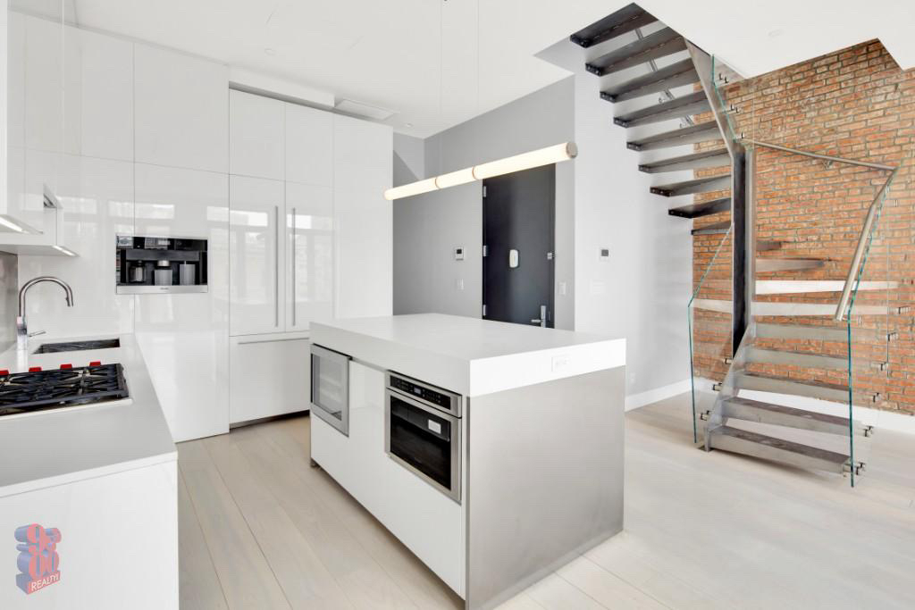 Bowery & Bleecker  - Photo 11
