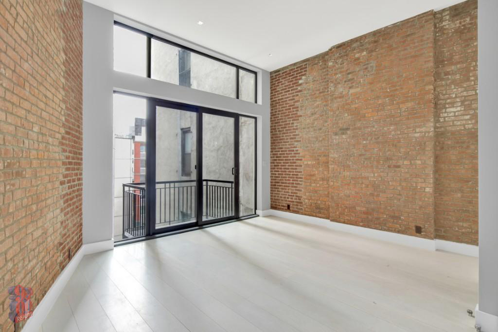 Bowery & Bleecker  - Photo 5
