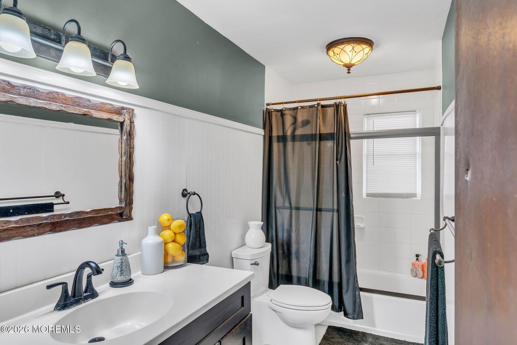 725 8th Avenue - Photo 22