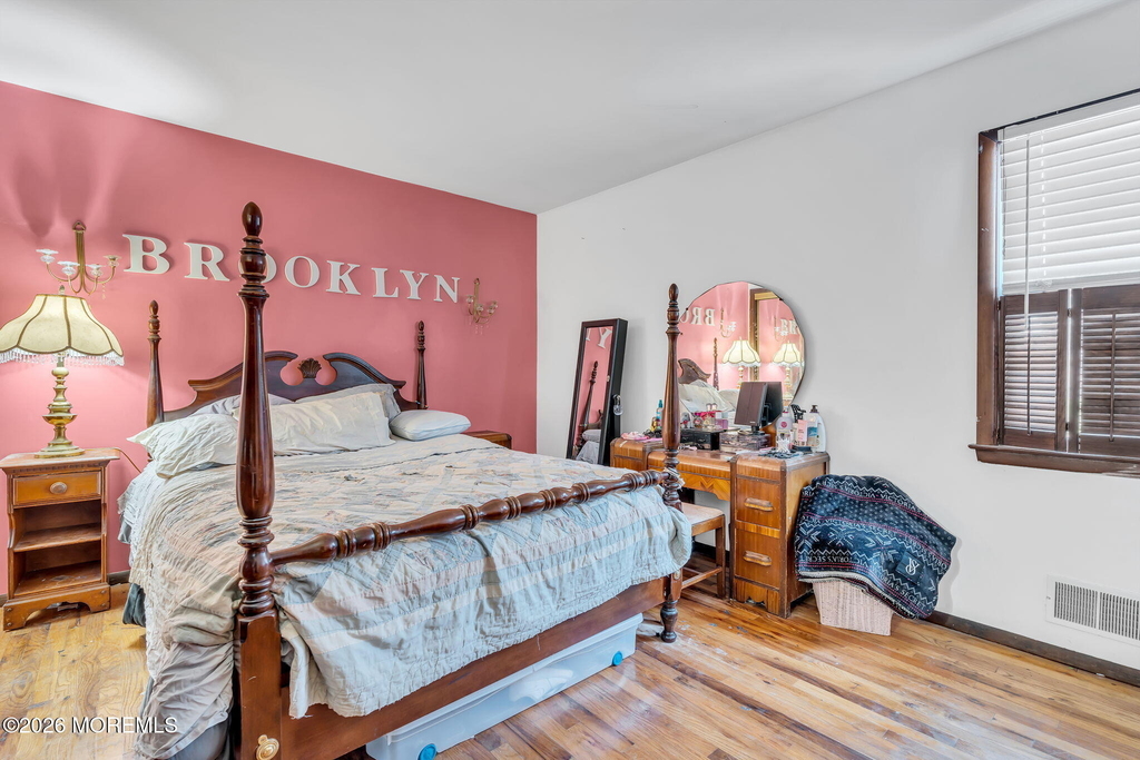 725 8th Avenue - Photo 18