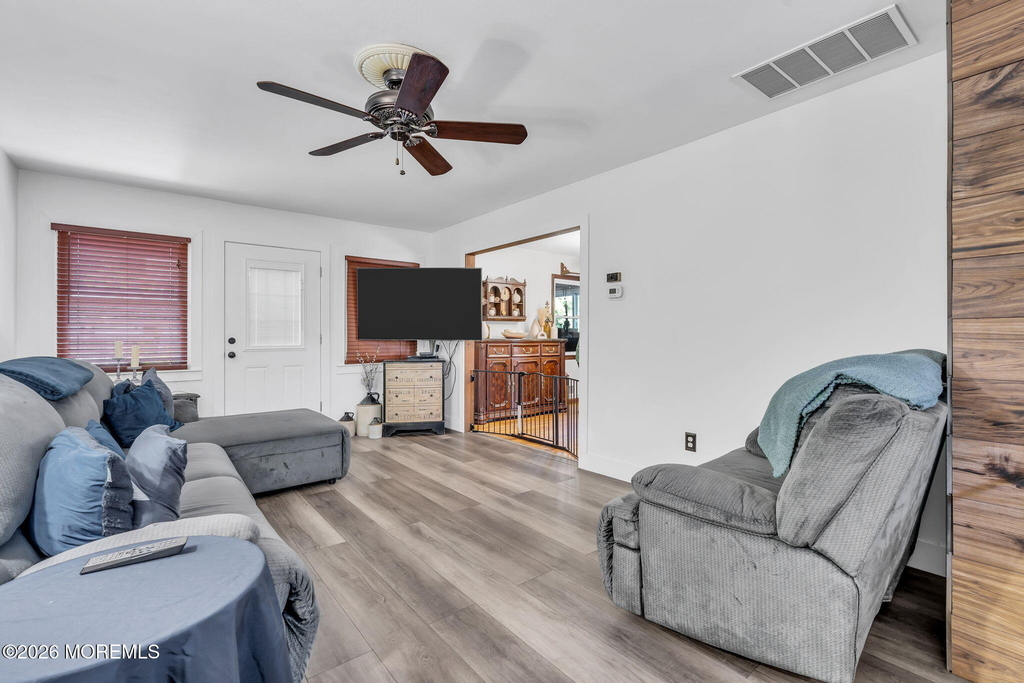725 8th Avenue - Photo 25