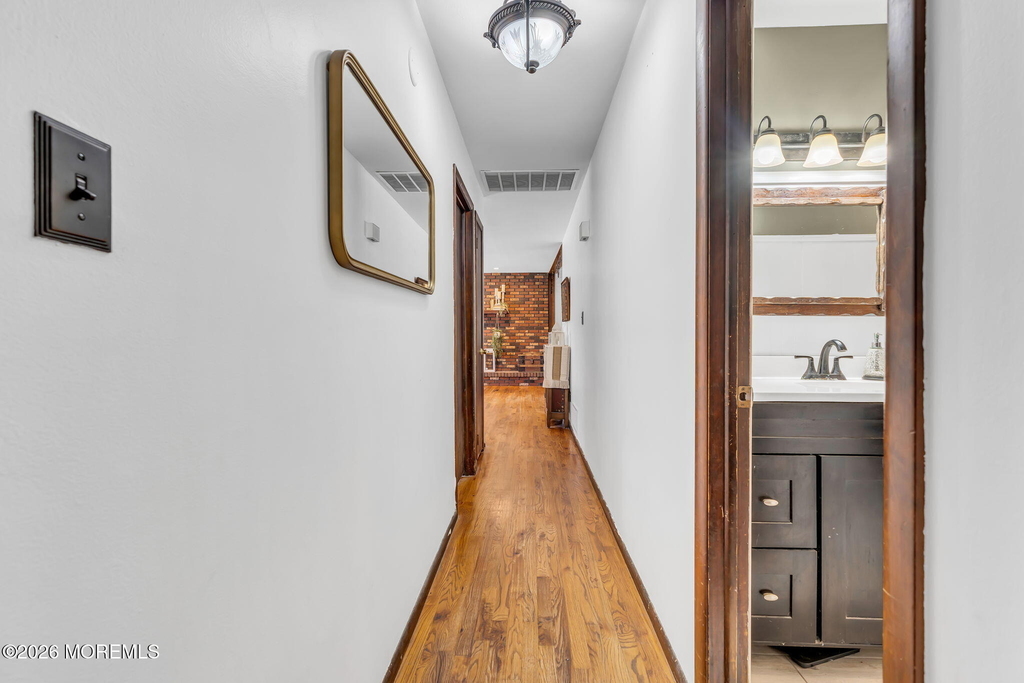 725 8th Avenue - Photo 21