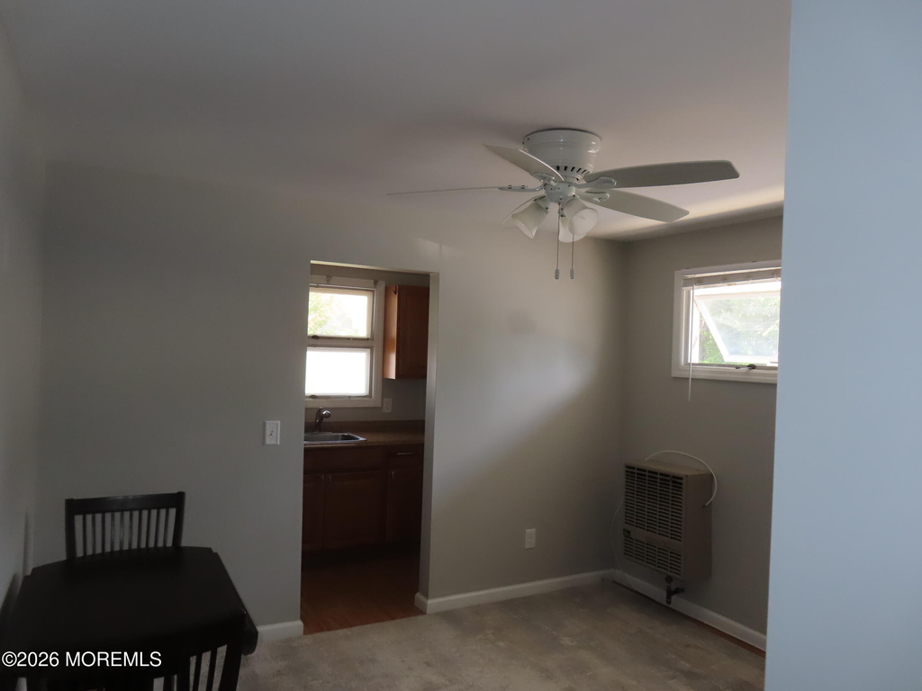 604 Harris Avenue - Photo 2