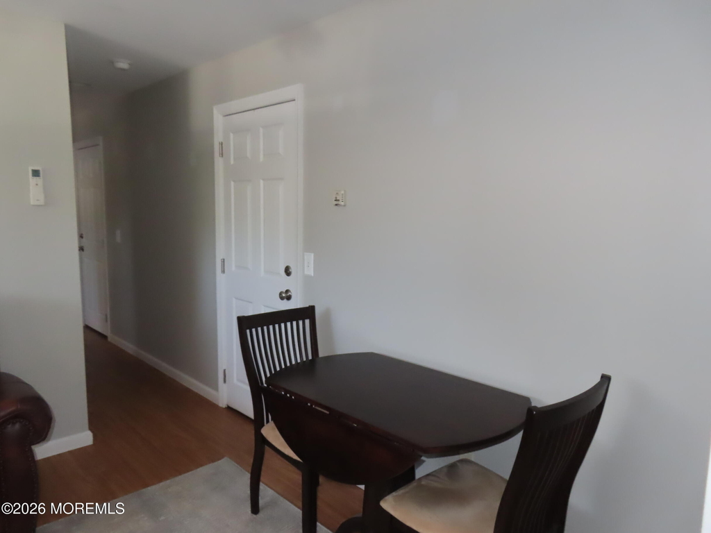 604 Harris Avenue - Photo 3