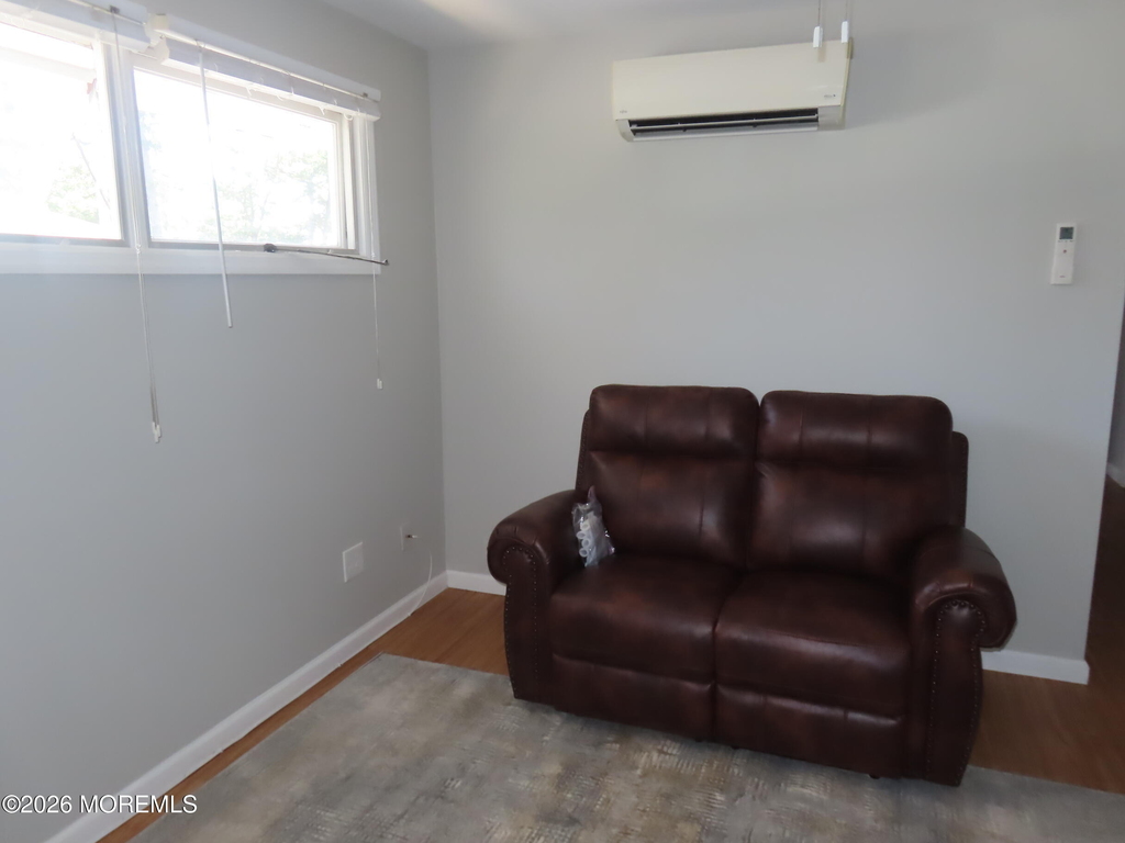 604 Harris Avenue - Photo 4