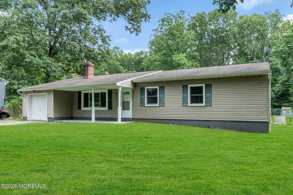 875 Bowman Road - Photo 1