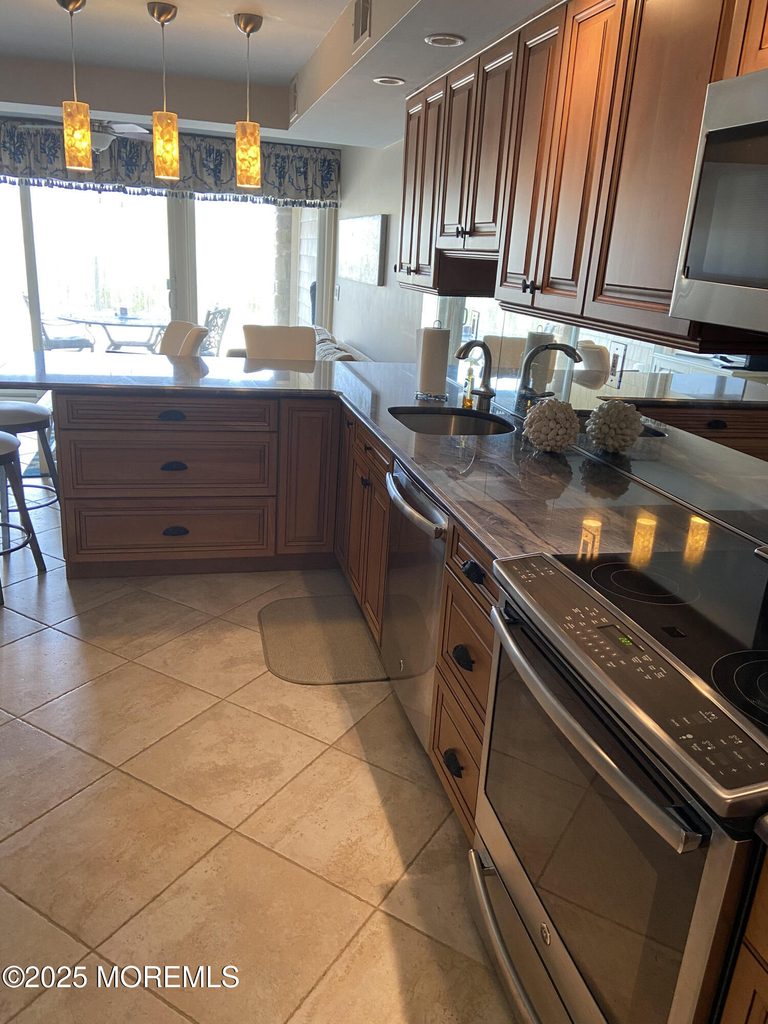 438 Highway 35 N - Photo 2