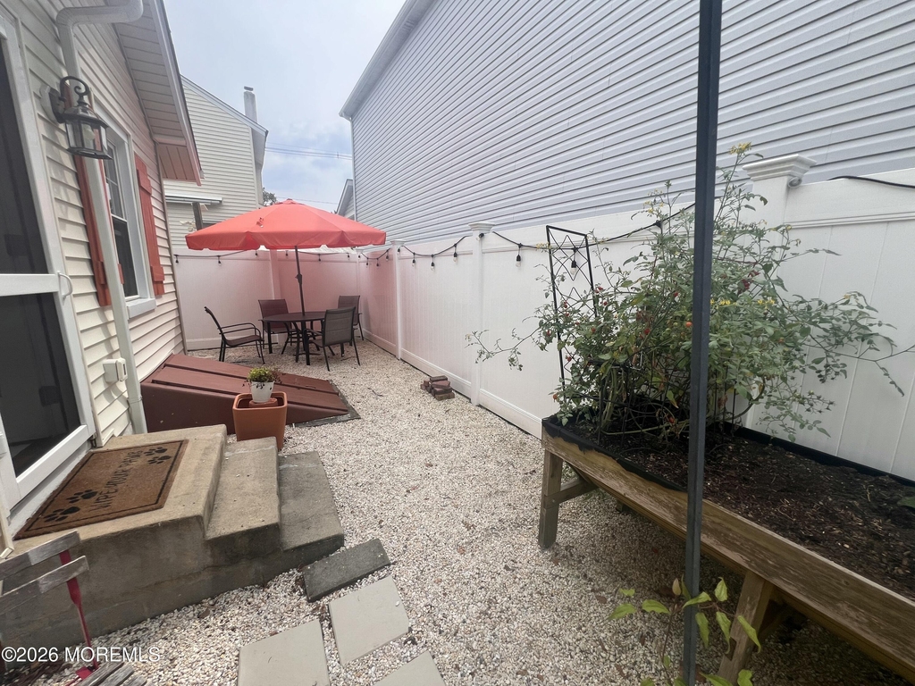 503 15th Avenue - Photo 8