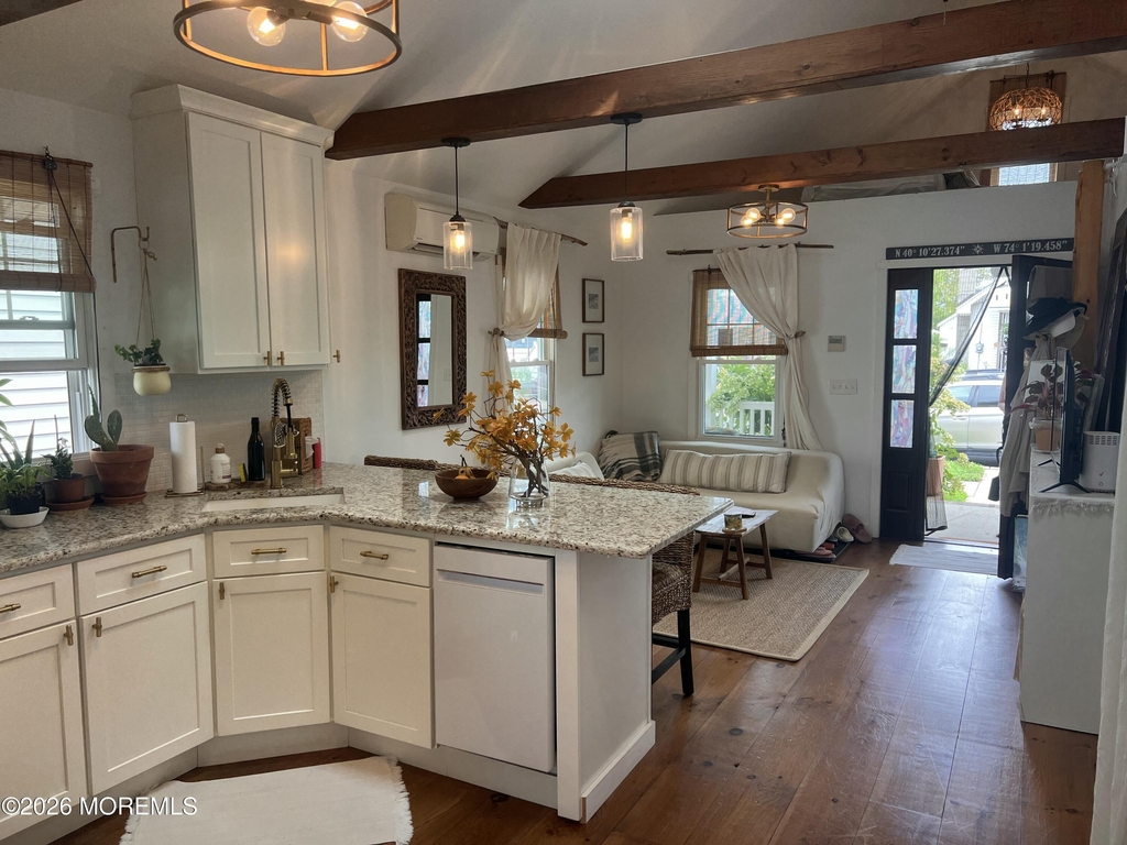 503 15th Avenue - Photo 3