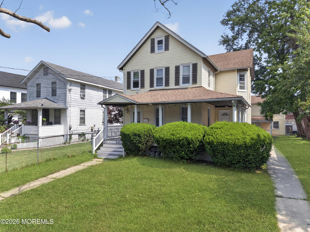 1111 2nd Avenue - Photo 3