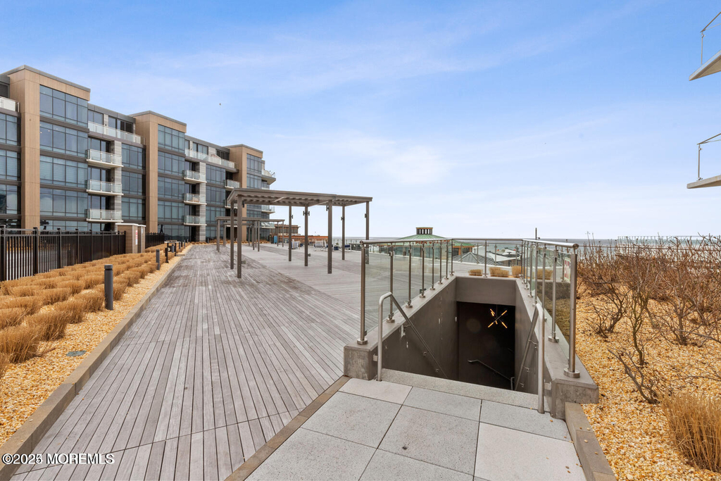 15 Morris Avenue - Photo 40
