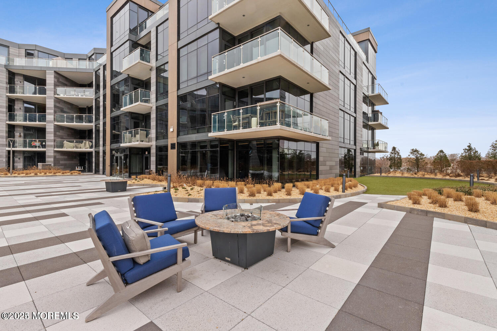 15 Morris Avenue - Photo 34