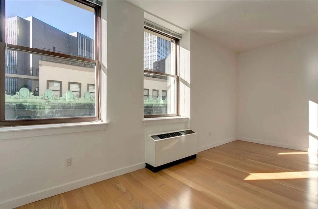 37 Wall Street - Photo 12