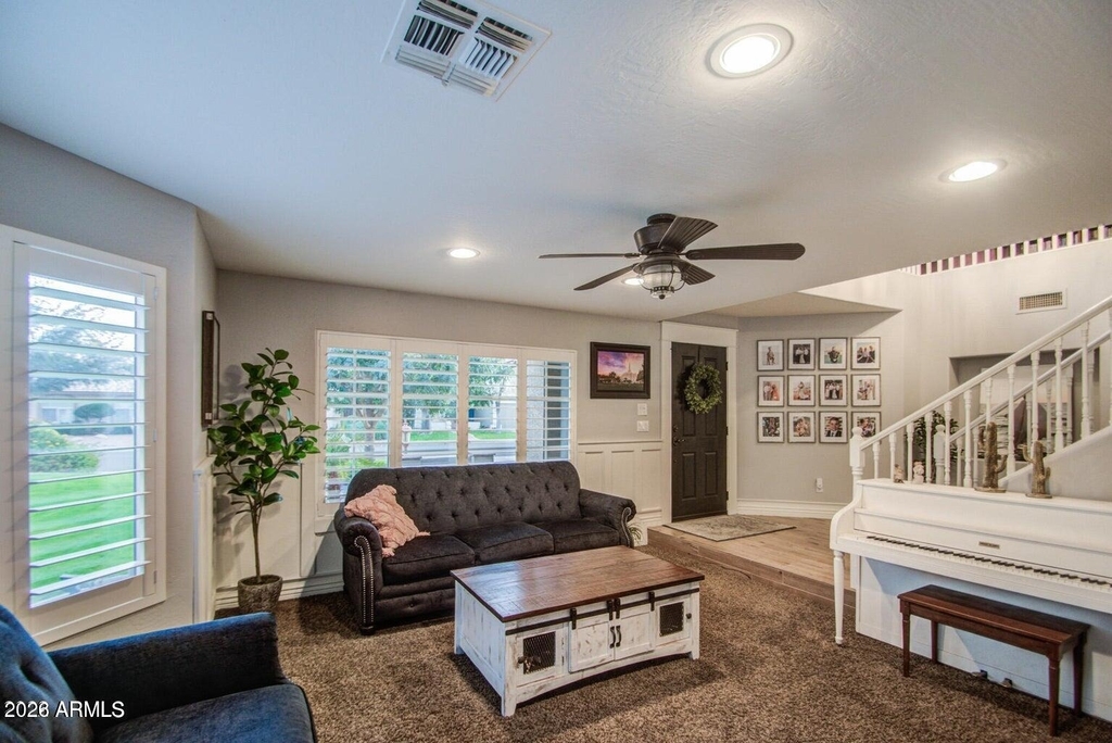 3904 E Leah Court - Photo 7